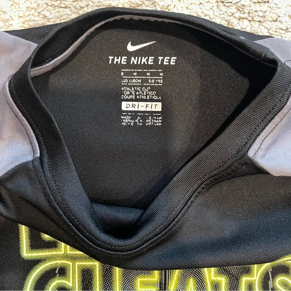 Nike Kids Black and Gray Long Sleeve Tee - Picture 2 of 3